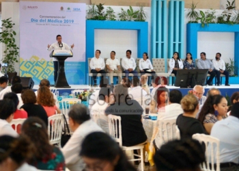 Con el manejo honesto de los recursos acercamos más servicios de salud a la gente: Carlos Joaquín