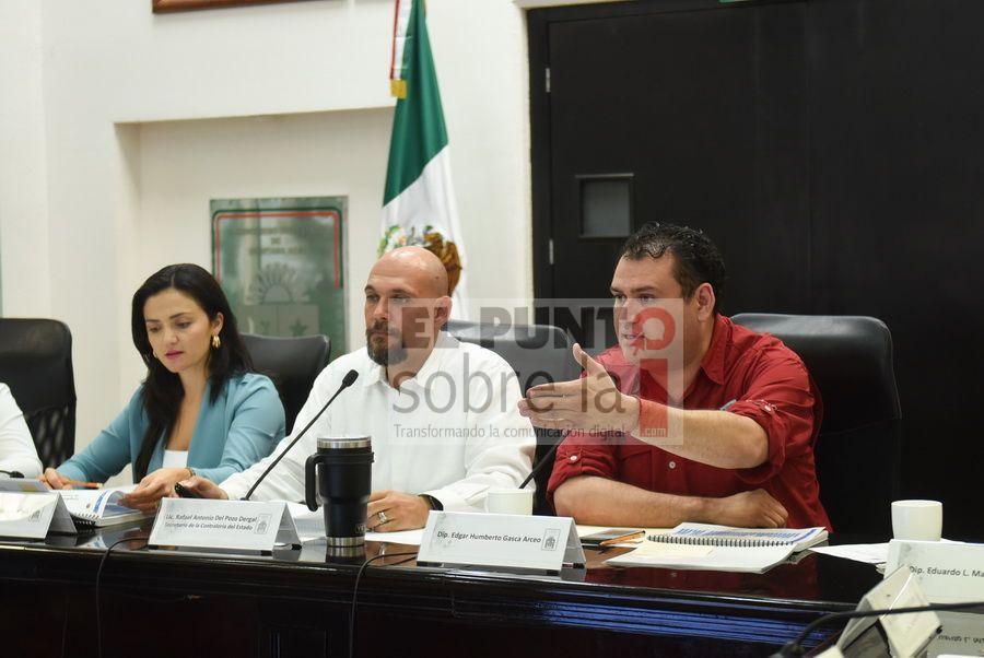 Inconformes legisladores con la comparecencia del Contralor estatal