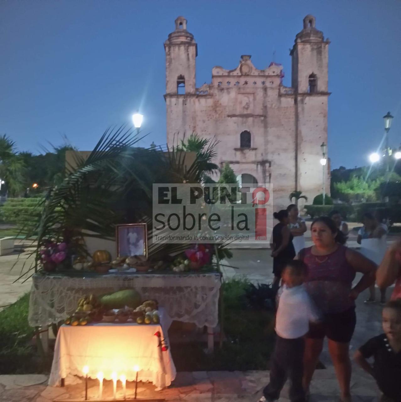 Demostración de altares en la localidad de Sabán