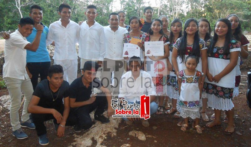 En Xuilub, jóvenes preservan las tradiciones