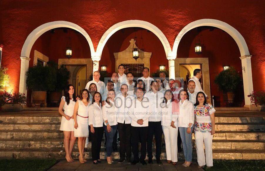 “Fortaleceremos el desarrollo de los jóvenes” Mayuli Martínez Simón