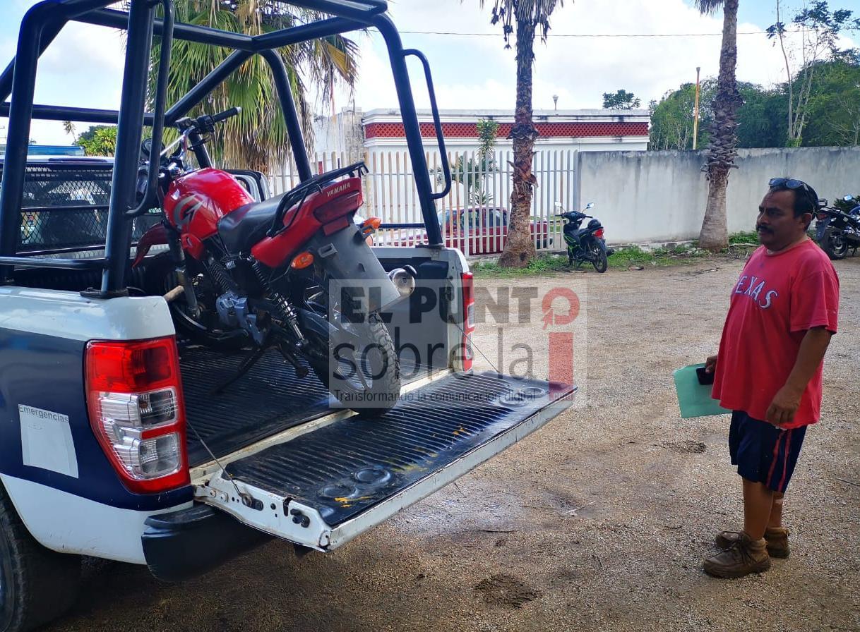 Ciudadano recupera su motocicleta en la localidad de Naranjal