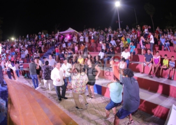 Al Ritmo Del Danzón Festejan El Día Del Amor Y La Amistad en Playa del Carmen