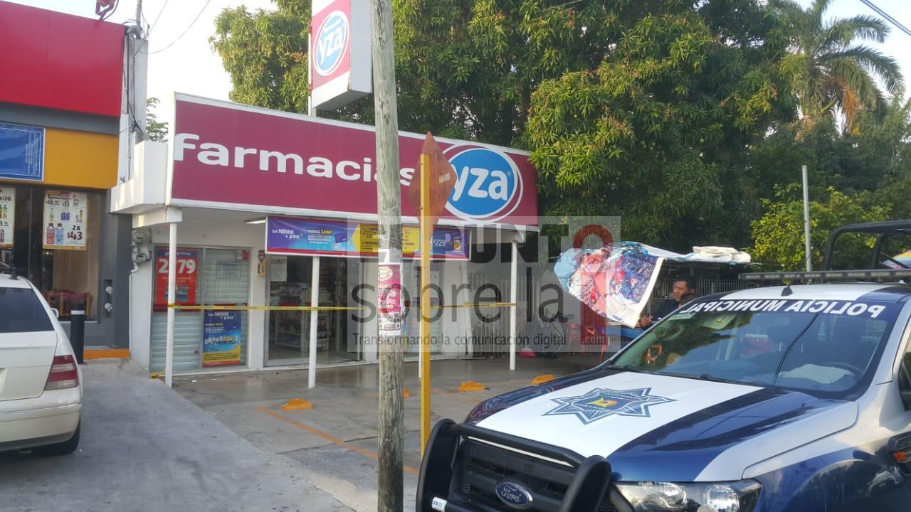 Asaltan Con Violencia Farmacia Frente A La Fge