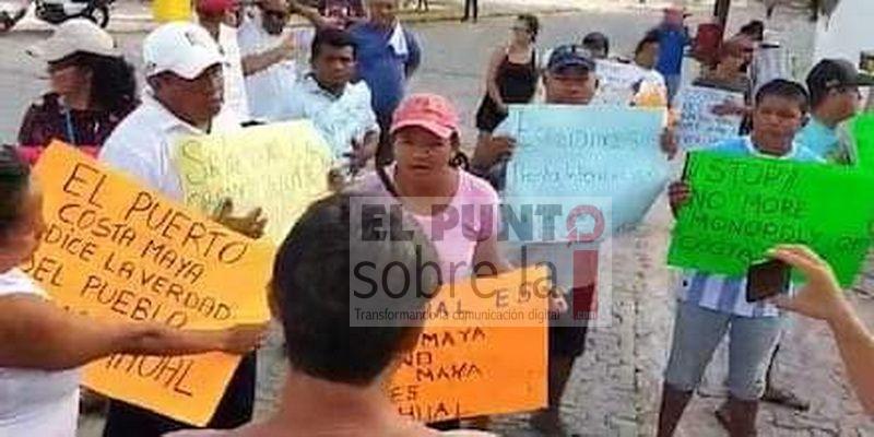 Taxistas Bloquean Entrada A Muelle De Cruceros