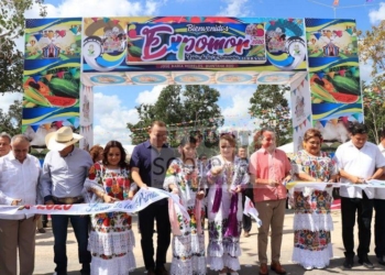 Carlos Joaquín Y Sofía Alcocer Inauguran EXPOMOR 2020 En Su Edición XLII