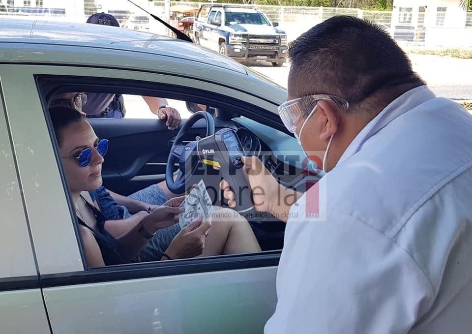 Instalan filtros sanitarios de prevención en Lázaro Cárdenas