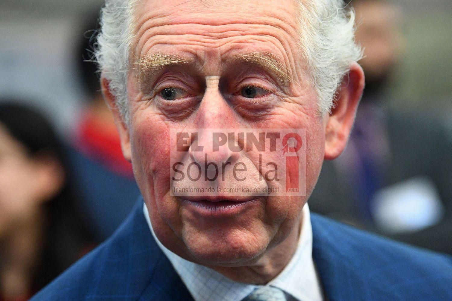 Carlos de Inglaterra da positivo por coronavirus
