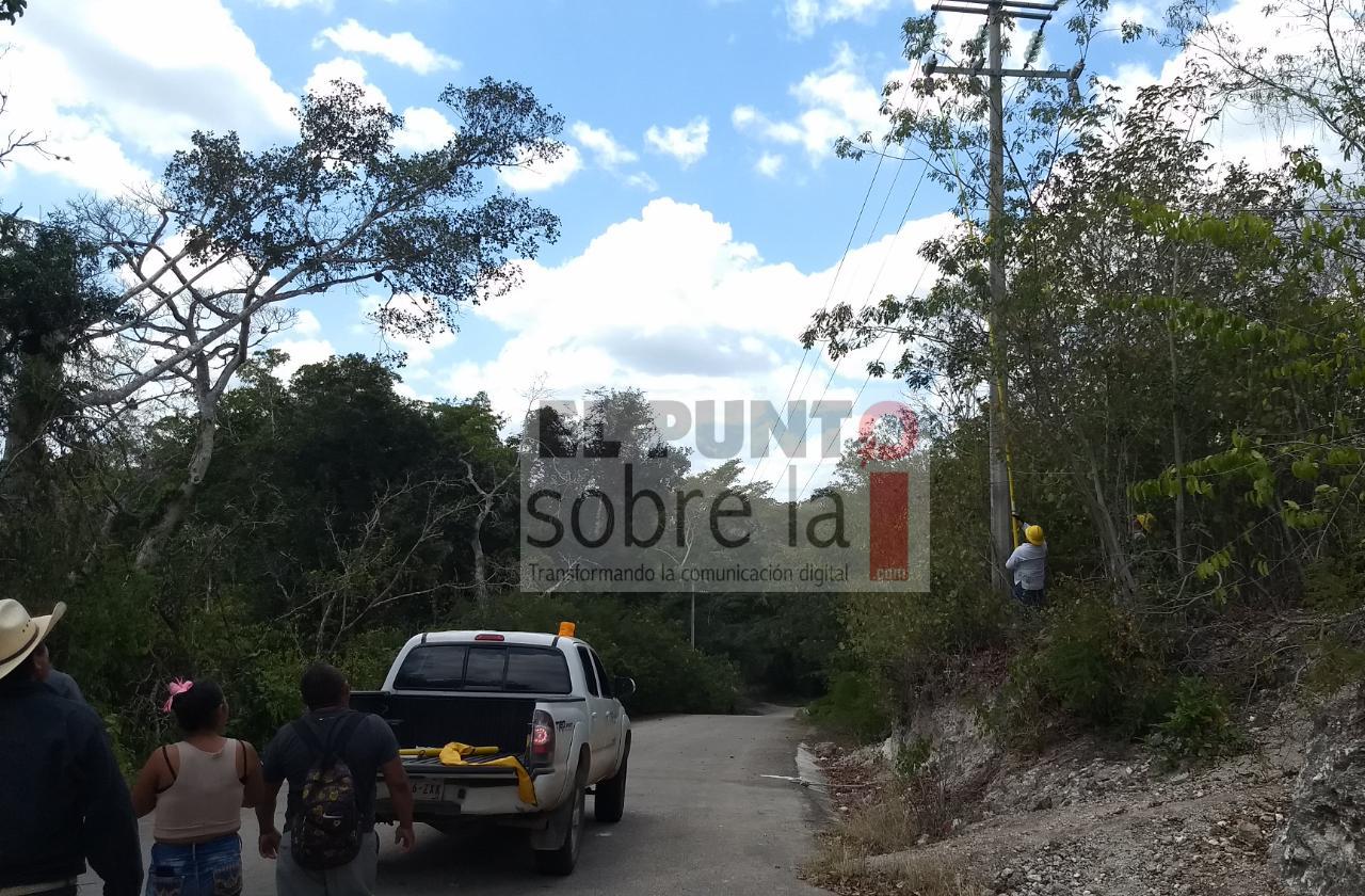 Reactivan el servicio de la energía eléctrica en la comunidad de San Isidro Poniente