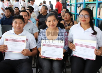 Fórmula CONAFE Reconocimiento A Laura Fernández Por Su Apoyo A La Educación De Calidad E Inclusiva