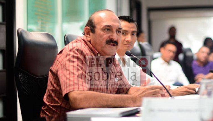 Exige diputado al Gobierno del estado que saque las manos del Congreso