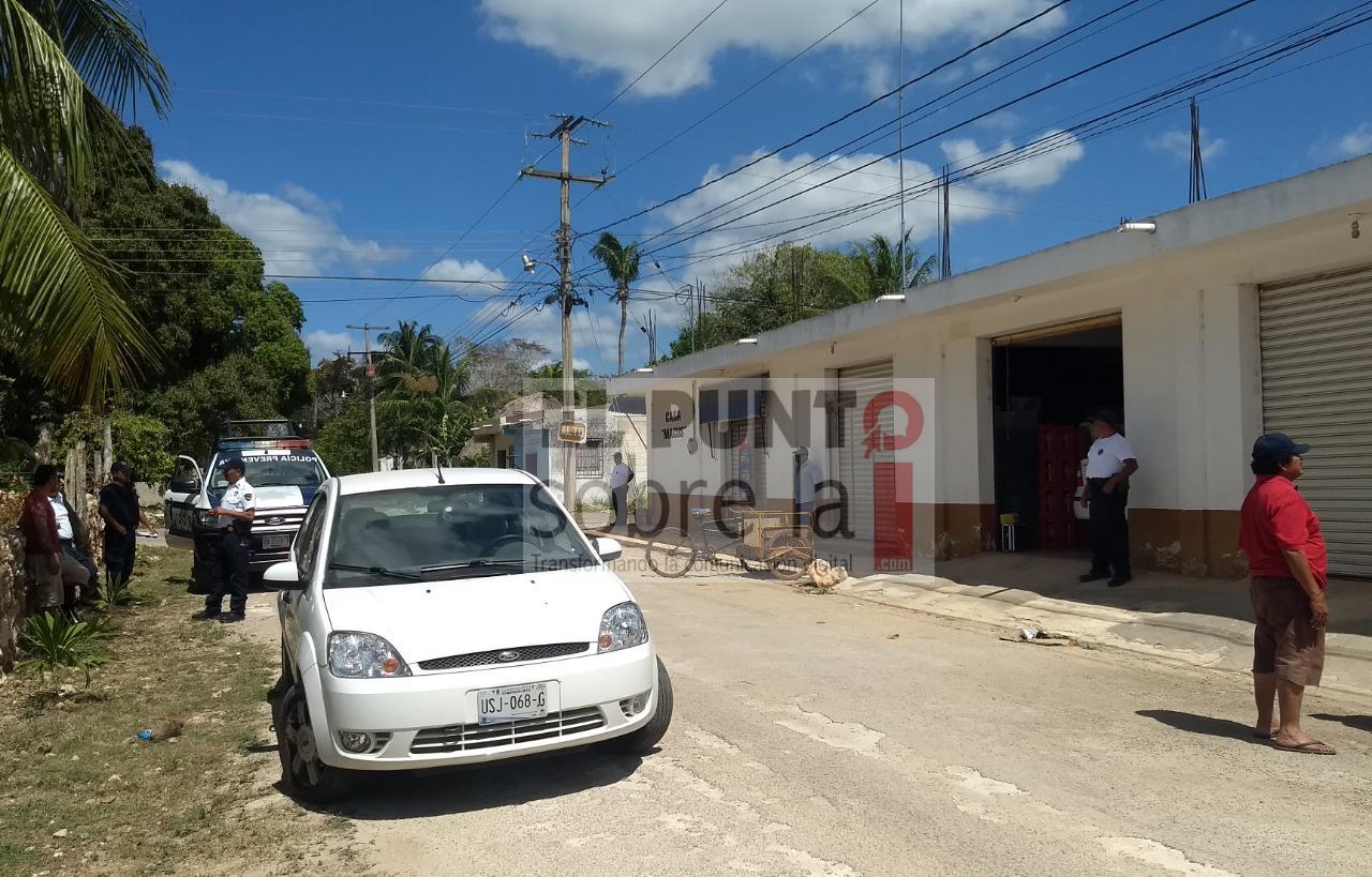 Roban 30 mil pesos en tienda de abarrotes en JMM