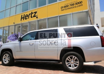 Hertz en calidad de préstamo autos de manera gratuita a Personal Médico
