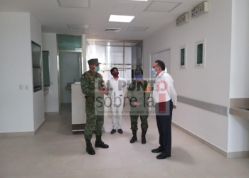 Recorre El Senador José Luis Pech El Hospital Que Habilita La SEDENA Para Atender Casos De COVID 19