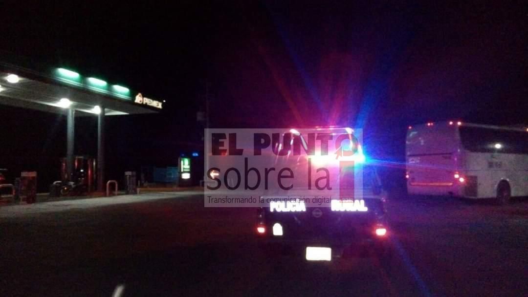 Ejecutan a vendedor de carbón frente a la iglesia