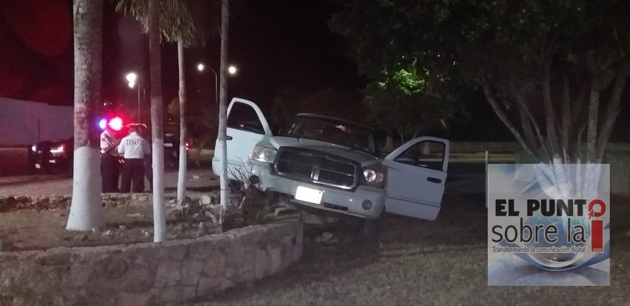 Terminó arriba de la fuente Maya