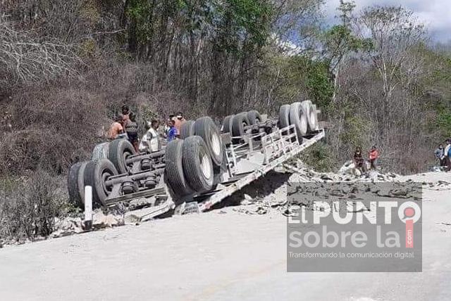 Saquean cargamento de cemento en el tramo José María Morelos-Polyuc