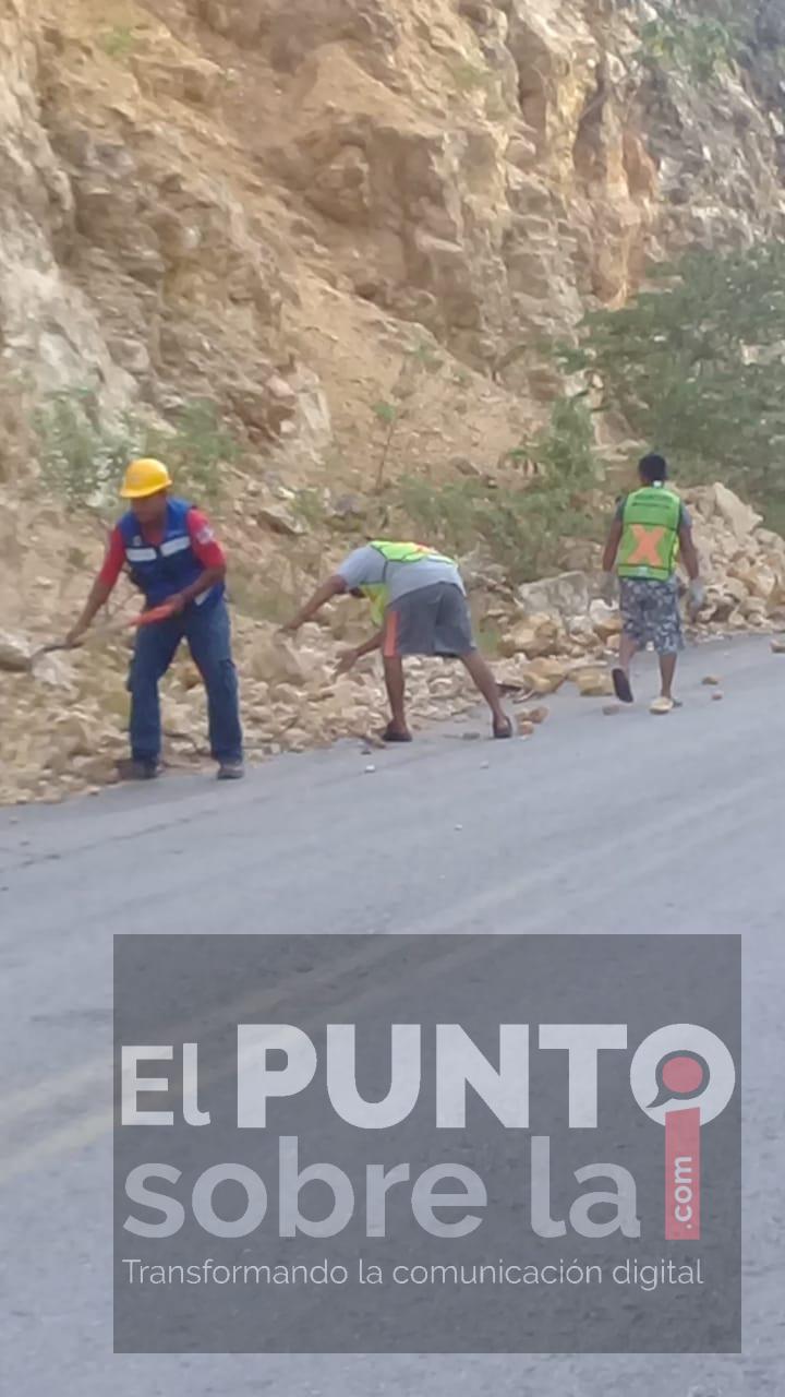 Lluvias ocasionan deslave en carretera hacía la unión