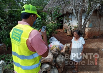 Casa por casa la ayuda alimentaria se distribuye en José María Morelos