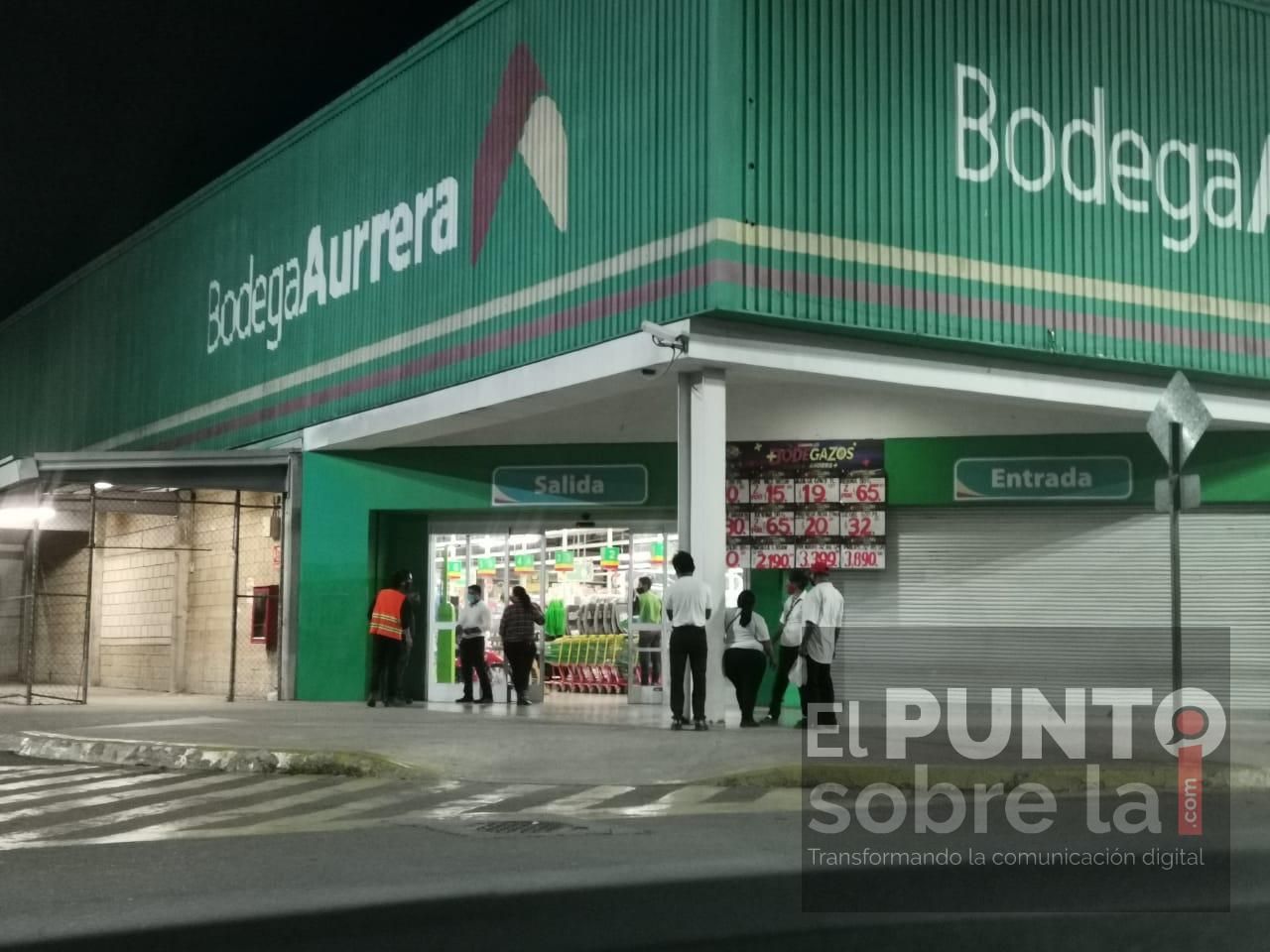 Suspenden bodega Aurrera en Chetumal
