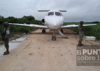 Aseguran narcojet en Pucté