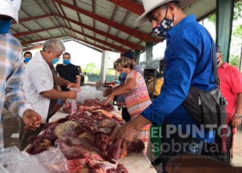 Ganaderos donan 7 cabezas de ganado para las poblaciones de Xul-ha y Juan Sarabia