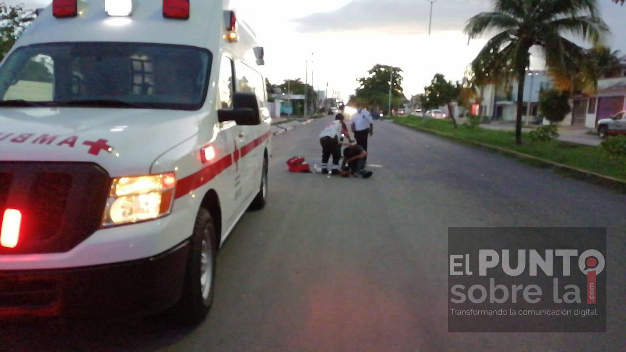Ebrio derrapa en su motocicleta