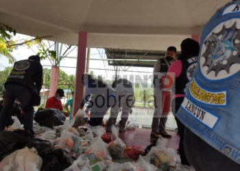 Reparten motociclistas del Estado 150 despensas