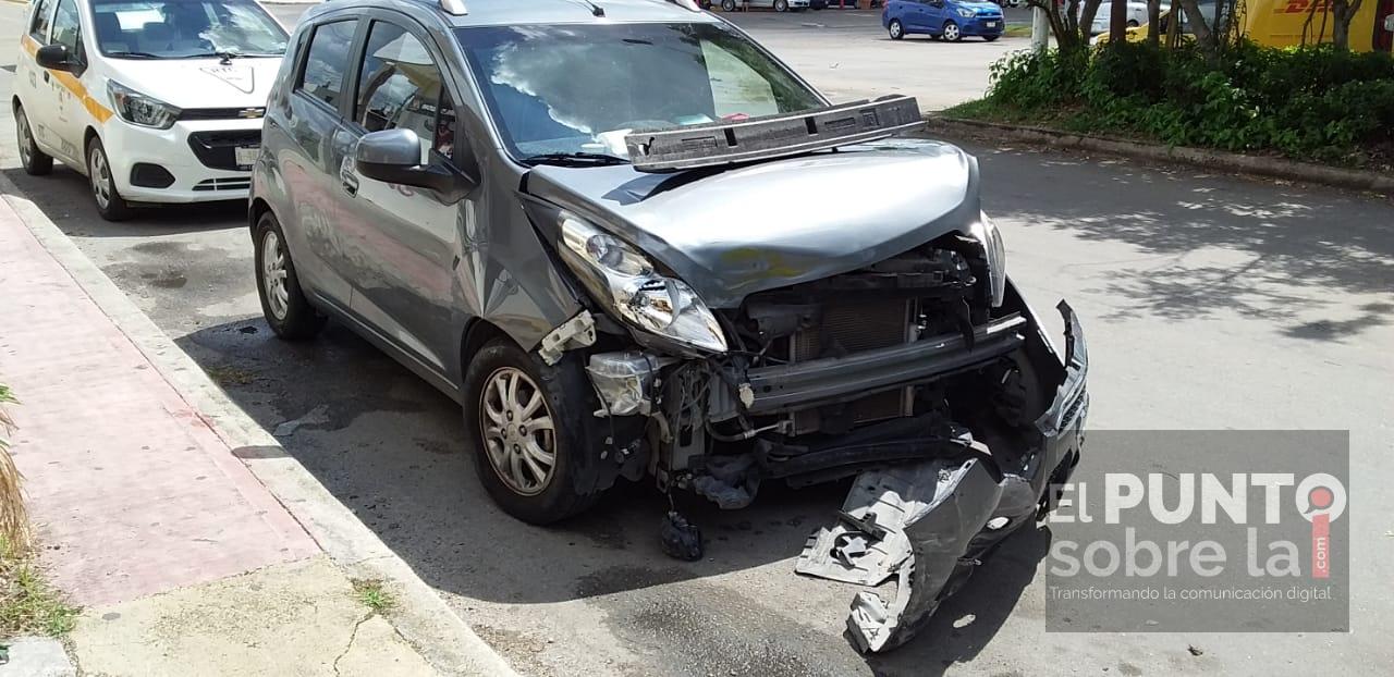 Aparatoso accidente en Chetumal