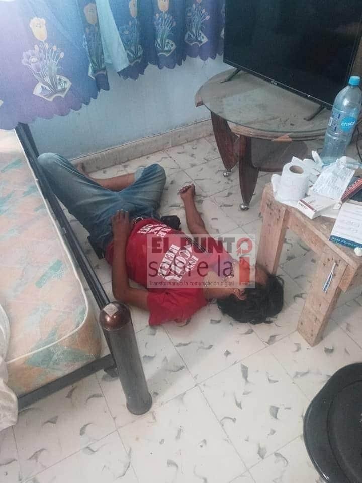 Increible ingresa a robar y se duerme