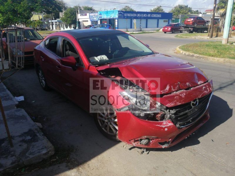 Accidente deja daños por 80 mil pesos en Chetumal