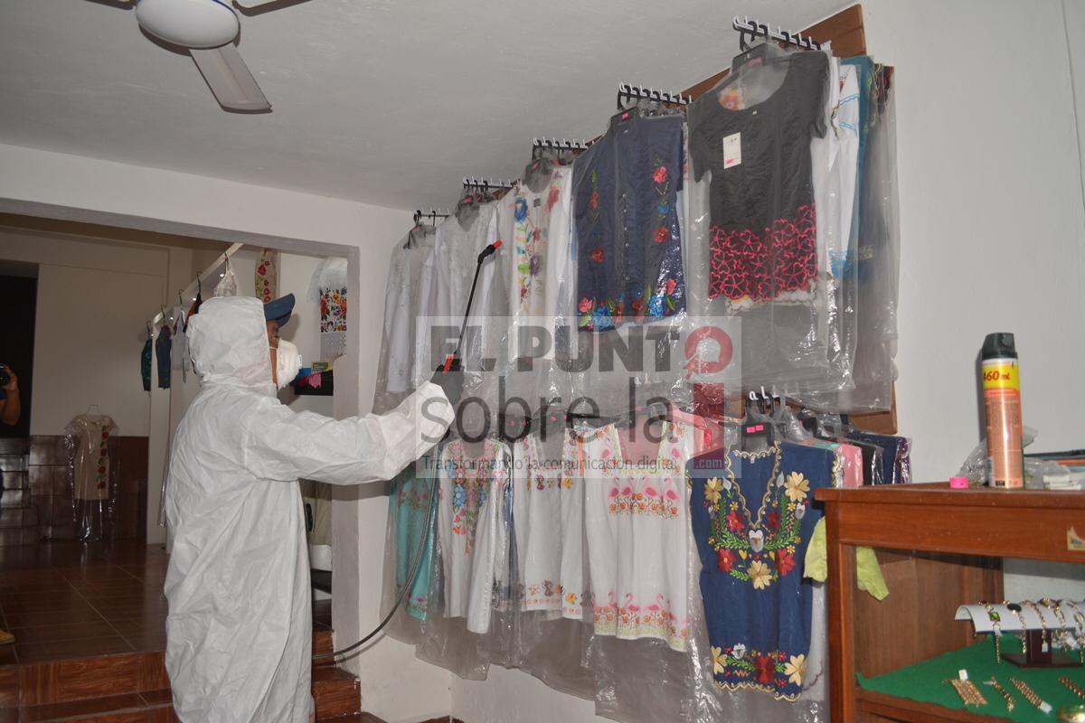 Sanitizan comercios en Felipe Carrillo Puerto