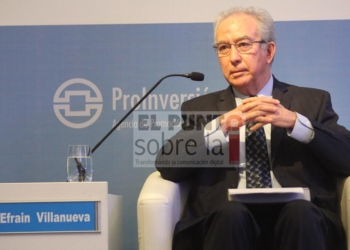 Carlos Joaquín nombra al Lic. Efraín Villanueva Arcos Secretario de Ecología y Medio Ambiente