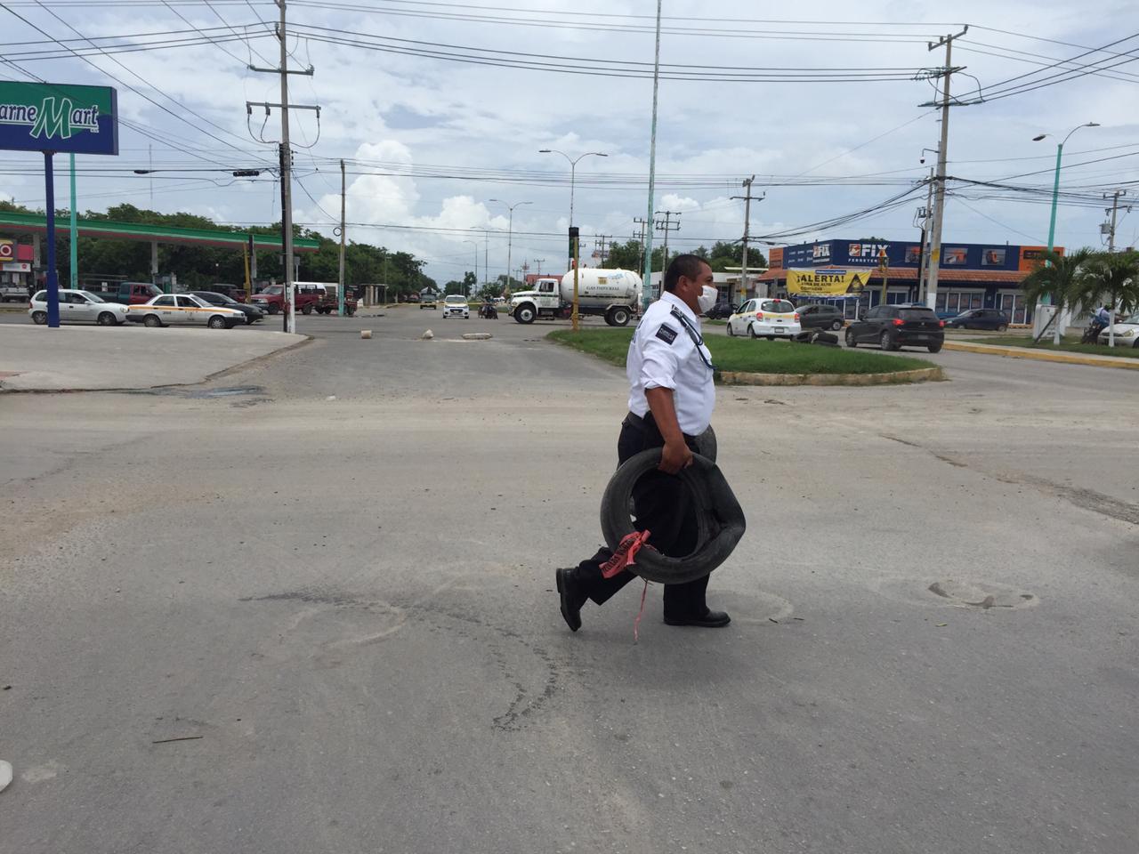 Levantan cierres de calles y avenidas en Chetumal