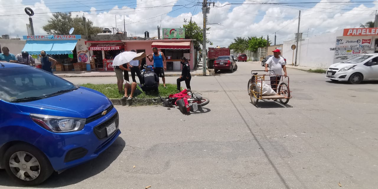 Motociclista resulta lesionado en accidente