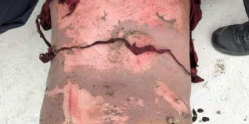 Por poco muere electrocutado
