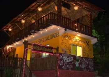 Empresario pone a disposición un espacio para estudiantes para continuar sus estudios