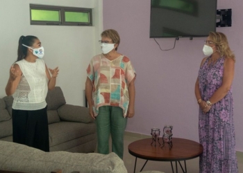 Activan en Solidaridad la primera “Puerta Violeta” en el estado