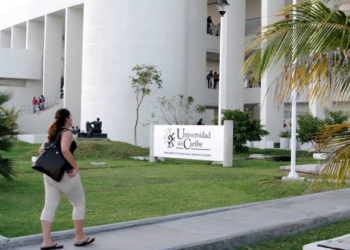 Universidad del Caribe presenta posgrados avalados por la OMT
