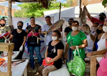200 familias de villas del sol, beneficiadas con más de 300 kilos de pescado: Lenin Amaro Ccerm