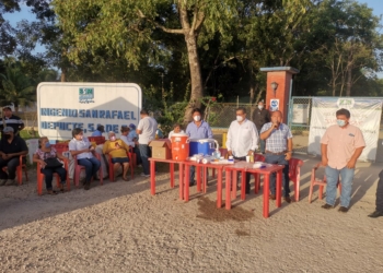 Bloquean cañeros ingenio San Rafael de Pucté