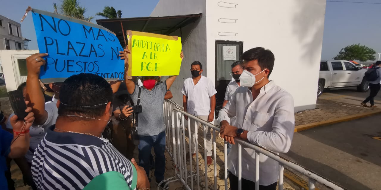 Auditarán gestión de Reyna Durán en el congreso