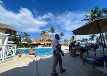 Celebran día de la independencia en las playas
