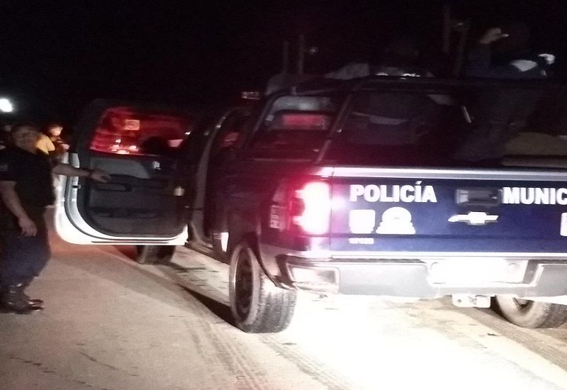 Balean casa de elemento policiaco en JMM