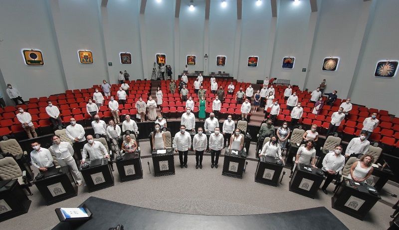 Recibe XVI Legislatura el cuarto informe del gobierno de Quintana Roo