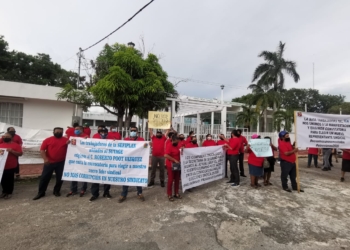 Toman instalaciones del Sutage en Chetumal