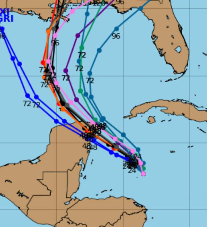 Como huracán de categoría 1 estaría atravesando la Península de Yucatán