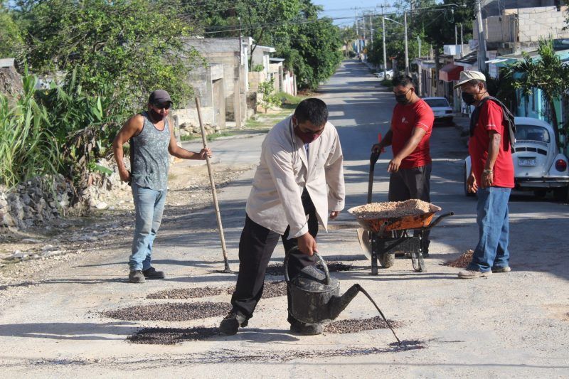 Ayuntamiento acelera y refuerza el paso para atender el tema de los baches en el municipio