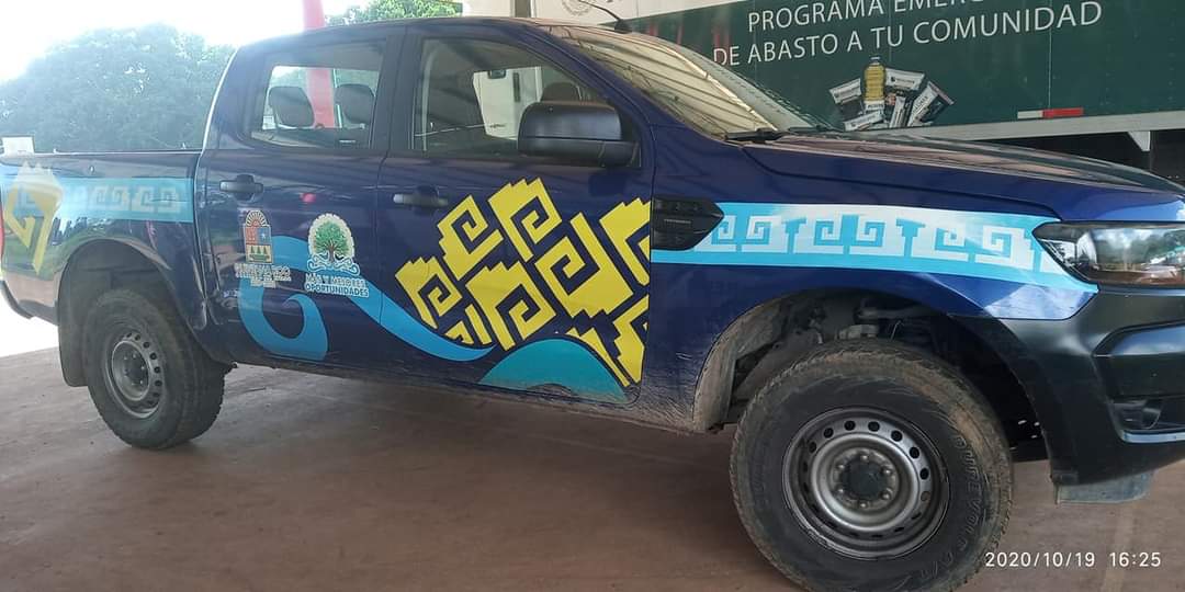 Pobladores de La Esperanza retuvieron un vehículo de la Secretaria de Desarrollo Social.