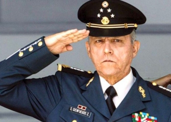 Detienen en EU al general Salvador Cienfuegos, exsecretario de la Defensa Nacional